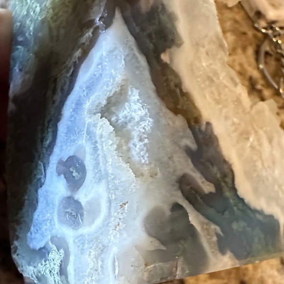 Green Moss Agate and White Crystal Tower - Picture 7 of 9